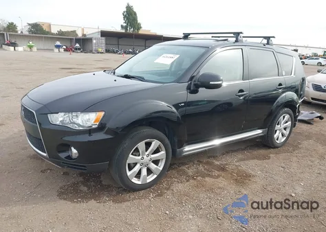 2013 Mitsubishi Outlander Gt z USA, uszkodzony, nr VIN JA4JS4AX9DU008057